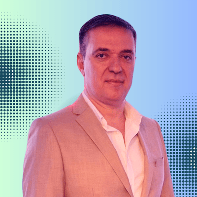 Javier Cristaldo, Agente de Seguros